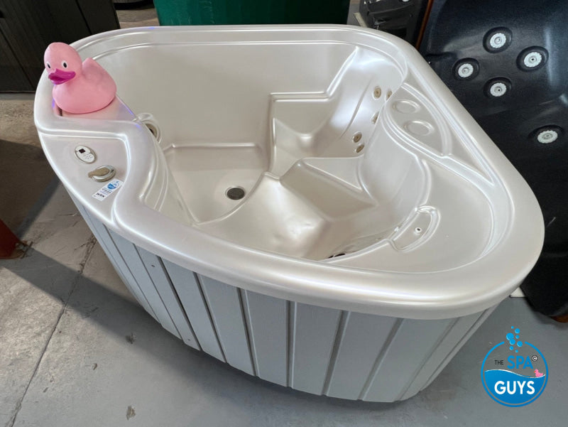 Hot Spring 2 Seater Portable Spa - Solana TX Triangle - Plug & Play