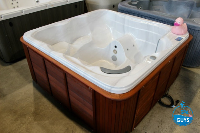 Trueform Little Ripper Compact Cedar Spa - Nz Made - 4 Seater Ozone Reduced